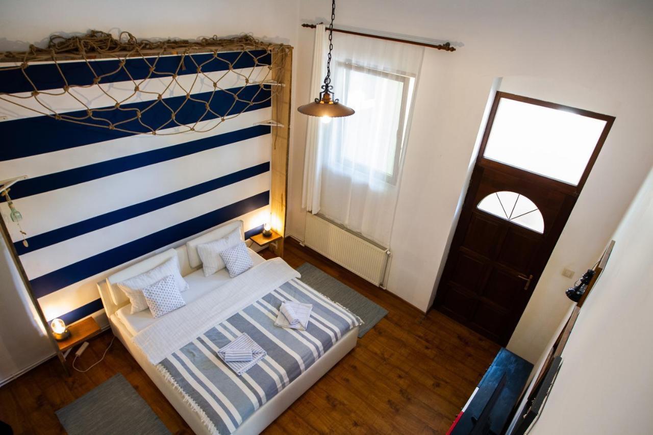 Charlietown Hotel Satu Mare Luaran gambar